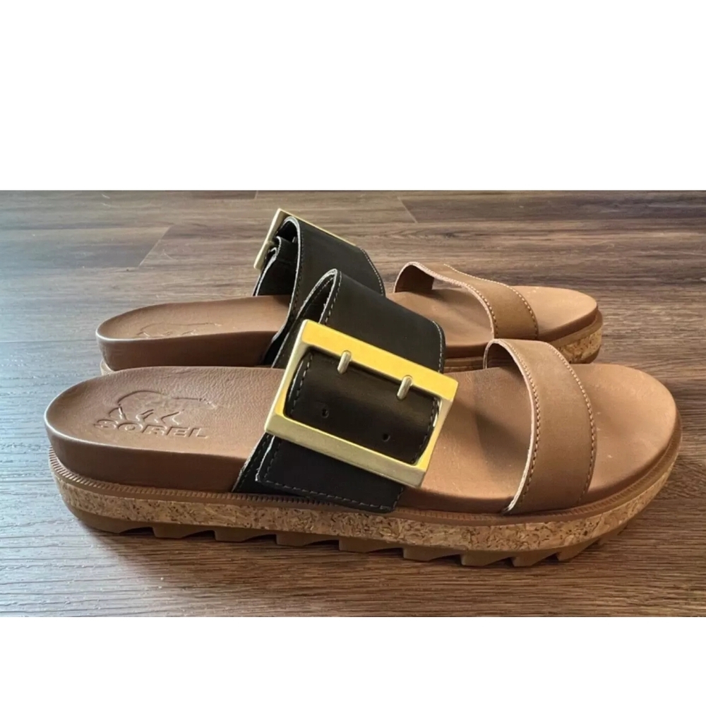 Sorel Women's Tan and Black Sandals